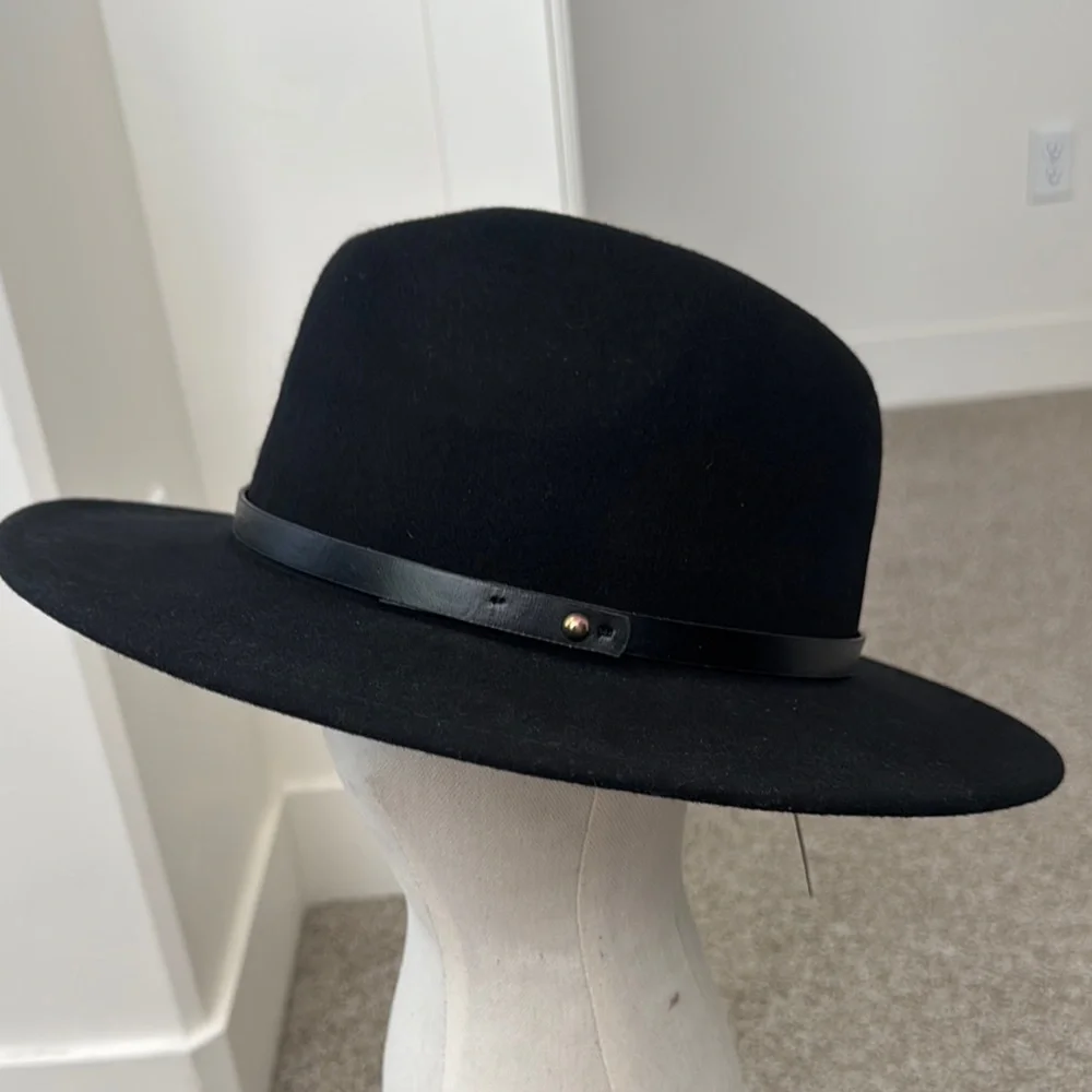 Free People Stylish Black Fedora Hat - Picture 2 of 5
